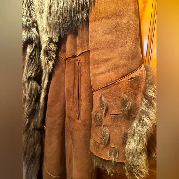 Di Bello Collection Shearling Long Coat - Picture 6 of 14